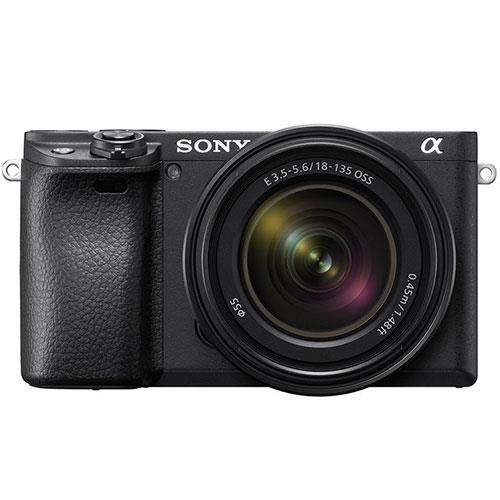 a6400 Mirrorless Camera in Black with 18-135mm Lens  Product Image (Primary)